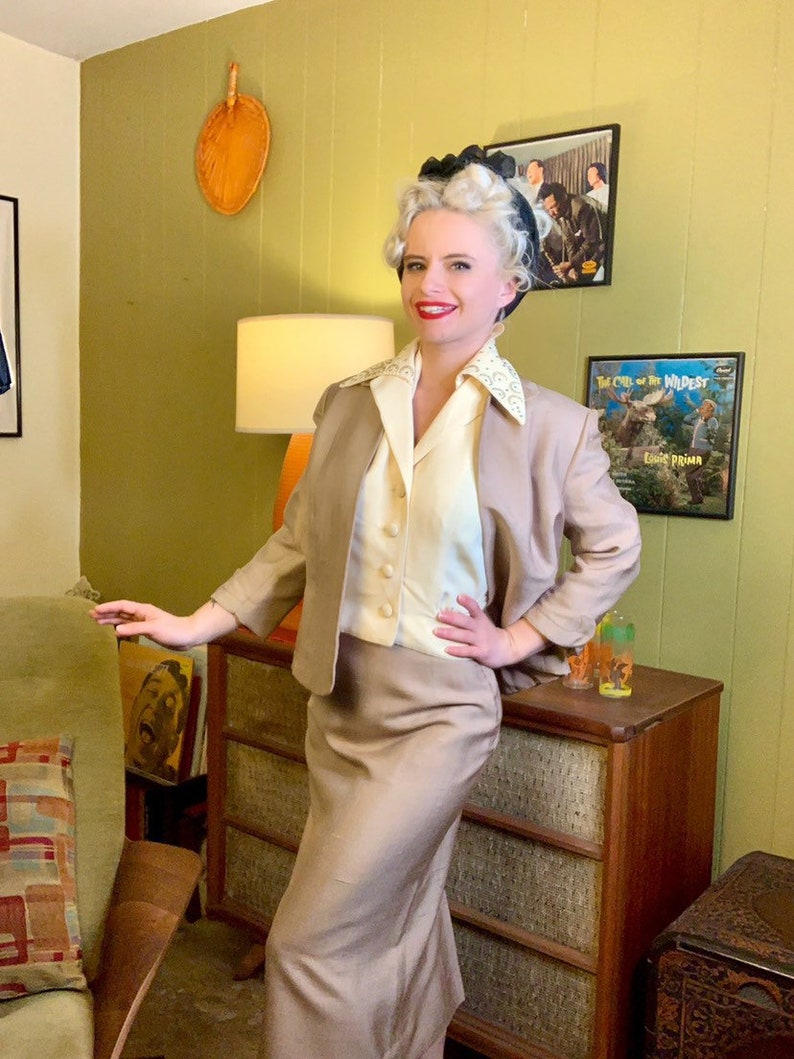 Vintage 1940s Suit \u2022 Taupe Skirt and Blazer Set with Scalloped Cuffs /& Collar \u2022 Small