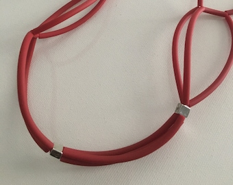 Collar DNA TWO, color ROJO