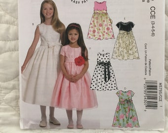 Pattern for Flower Girl Dresses with Sash - NEW UNCUT McCalls 5795 - Girls' Size 3-6