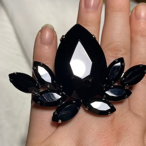 Drag queen statement ring