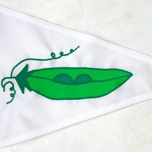 Two Peas In A Pod Pennant: pea pod flag, garden flag, vegetable, veggie stakes, garden marker, boat flag, handsewn, Made in the USA