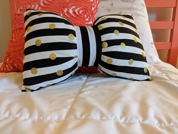 gold bow pillow