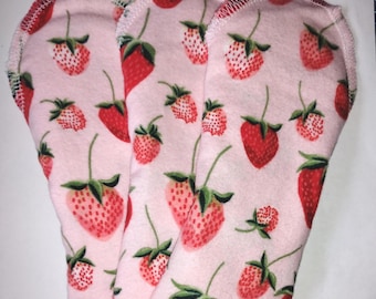 3 Mama Pads-Bladder Leaks-Exercise Accidents-Urinary Incontinence-Maternity-100% Cotton Flannel Pads-Strawberry Fields-Baby Shower-Menstrual