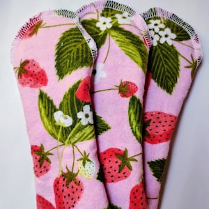 3 Mama Pads-Bladder Leak-Exercise Accident-Urinary Incontinence-Maternity-100% Cotton Flannel-Summer Strawberries-Baby Shower Gift-Menstrual