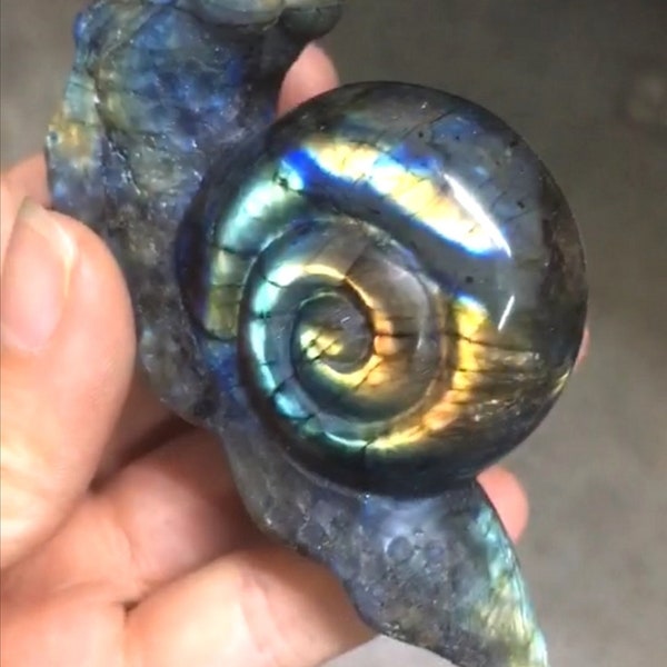 Labradorite Snail Figurines Sculpture ,Garden Accessories, Gemstone Sculpture Statues