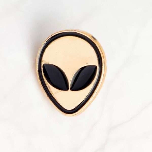 Alien Head Enamel Pin Brooch Badge Kitsch Cool Alien Face Lapel Pin