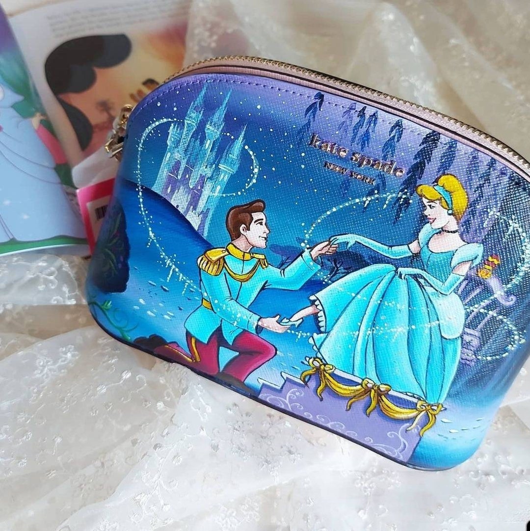 borsa fashion delle principesse. Disney princess. Con adesivi. Ediz.  illustrata