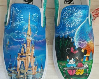 Zapatos de los parques de Disney, zapatos con temática de Disney, zapatos de Disney personalizados, zapatos de Disney, furgonetas pintadas a mano, castillo de Cenicienta, centro Epcot, furgonetas de Disney