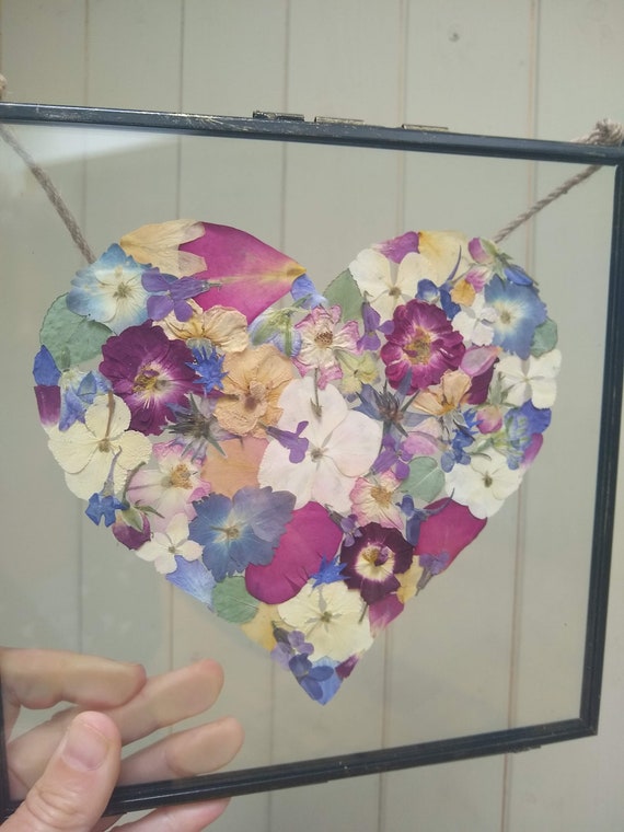 Heart Hands Pressed Flower Frame Home Decor Birthday Gift Ideas Room Art  Garden 