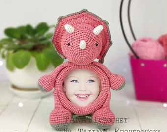 Crochet Pattern “Photo Frame Triceratops”(Tutorial, PDF file)