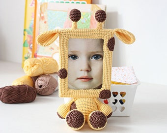 Crochet Pattern of Photo Frame Giraffe (Tutorial PDF file)