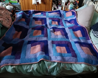 Retro Throw Blanket: Hand-Knitted, Multi-Color Squares