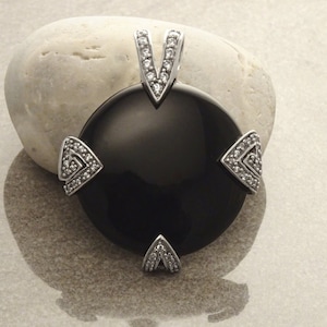 Statement Black Onyx Pendant, Sterling Silver, Round Black Onyx Gemstone Pendant, Retro Art Deco Jewelry, Cocktail Necklace, Vintage Gift