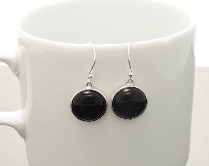 Round Onyx Earrings, Black Stone Earrings, Black Onyx Earrings, Minimalist Earrings, Everyday Earrings, 925 Silver Jewelry, Silver Gift