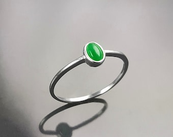 Green Jade Ring, Sterling Silver, Modern Minimalist Tiny Ring, Small Oval Stone, Genuine Jade Gemstone, Small Everyday Ring, Dainty Ring