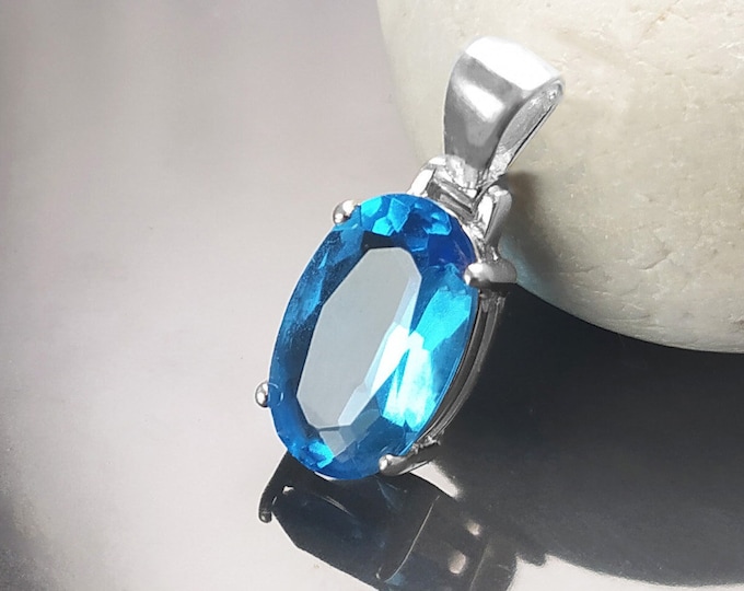 Blue Stone Necklace, sterling silver, classic oval shape topaz color Cz stone necklace, Classic Minimalist Stones jewelry, Blue Oval Pendant