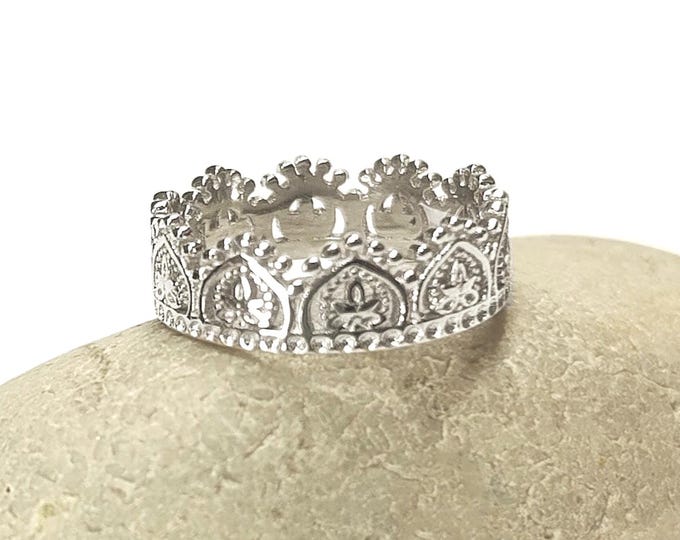 Crown Ring , Sterling Silver 925, Diadem Band Ring, Princess Queen Jewelry, Promise Ring, Engagement band, Tiara Ring,