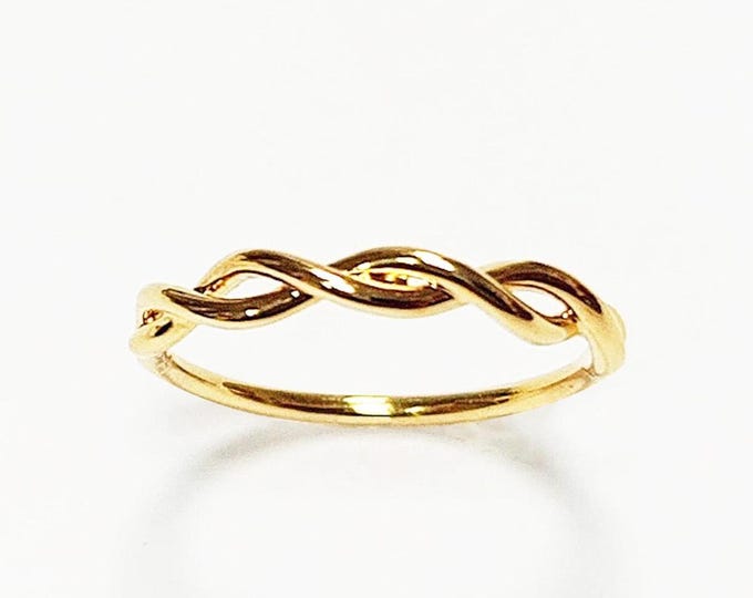 Celtic Braided Ring, Triskele of Spirals, 18K Gold Plated, Infinity Irish Promise Wedding Band, Love and Fertility, Saint Patrick's day Gift
