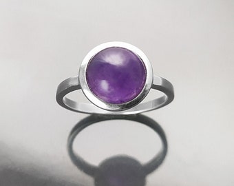 Round Amethyst Ring, Sterling Silver, Purple Stone Ring, Natural Purple Amethyst Gemstone Birthstone Jewelry, Modern Minimalist Style Gift