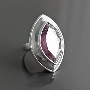 Grande Bague Argent, Pierre Brillante, Bague Fantaisie Argent, Bague Femme 925, Lavande Cz, Bague Moderne, Bague Argent pour Soirée. image 1