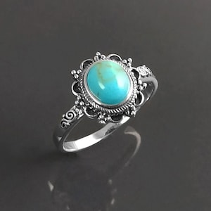 Turquoise ring, sterlingzilver, boho-ring, blauwe turkoois stenen ring, kleine midi ovale ring, sierlijke sieraden, Victoriaanse antieke ring