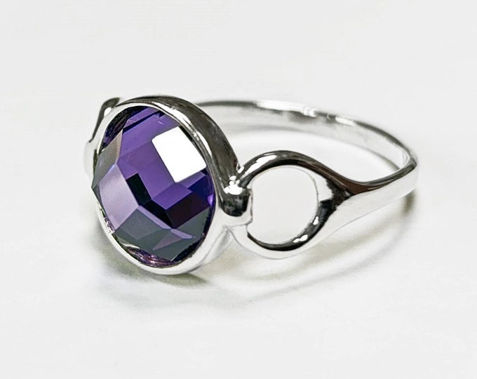 Purple Ring, Sterling Silver, Amethyst Color Round Stone (CZ), Unique Faceted Round Stone, Original Solitaire Violet Stone Jewelry