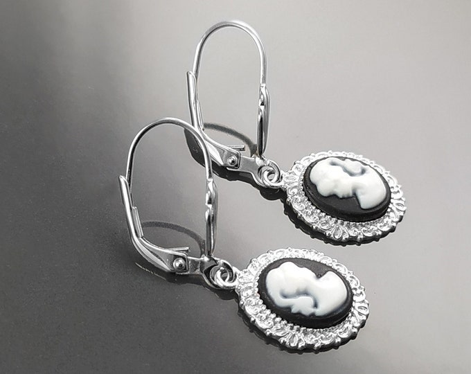 Cameo Earrings - Sterling Silver - Black and white Resin stone - woman face portrait cameo - Vintage lever back - Victorian Jewelry gift