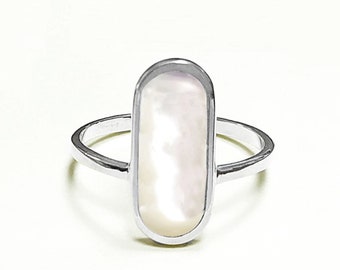 White Oval Ring 925 Sterling Silver, Flat Natural Mother of Pearl Shell, Designer Geometrical  Stone Jewelry, Small Minimalist Ring