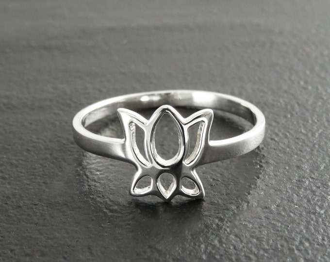 Lotus Ring, Sterling Silver, Dainty Lotus Ring, Lotus Zen Ring, Blooming Lotus Flower, Meditation ring, Namaste yoga jewelry, yoga Spiritual