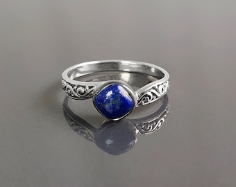 Celtic Ring, Sterling Silver, Genuine Blue Lapis Lazuli Stone, Dainty Stone Ring, Round Square Jewelry, Women Viking Antique Band Ring