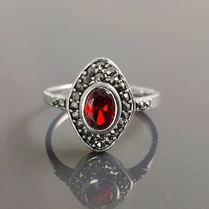 Anel garnet marcassita , prata 925, marquise do vintage, vermelho granada Cz , anéis de pedra retro, jóias antigas, presentes das mulheres