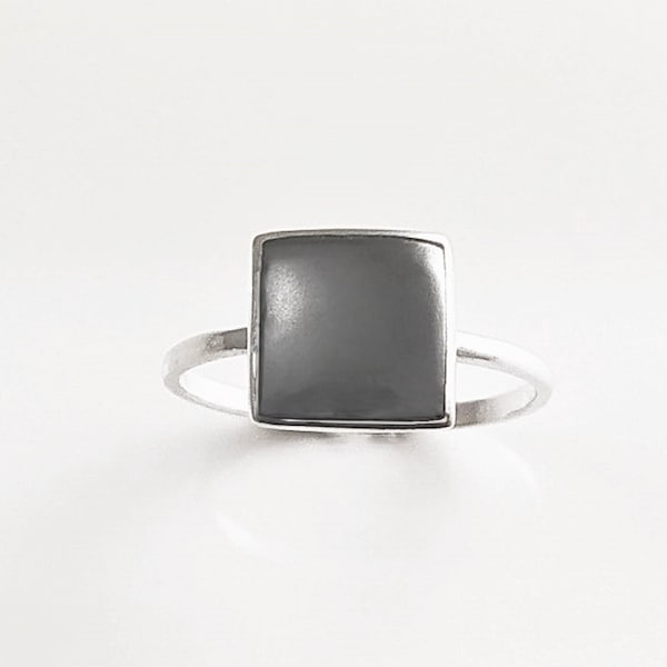 Hématite Argent Bague, Pierre Hématite Carrée, Bague Argent 925 sertie d'une Hématite Grise véritable dans un design géométrique moderne