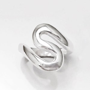 Sterling Squiggle Ring S Ring, Zigzag Ring Sterling Silver Ring Ring Wave Ring Large Spiral Ring Infinity Ring Swirl Ring image 1