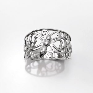 Anello in argento sterling con farfalla in filigrana, gioiello a fascia traforata ispirato alla natura