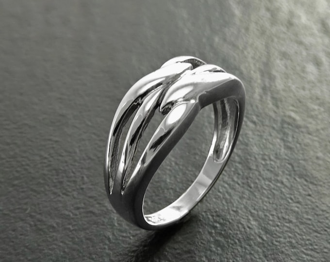Cross Ring, Sterling Silver, Crossing Ring, Textured Band Ring, Drop Ring, Double Crossed Band Ring, Promise Ring, Unique Engagement Ring