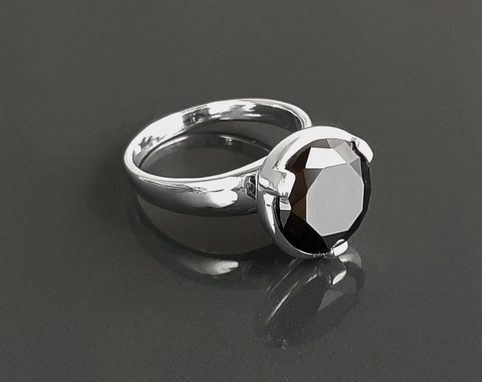 Modern Black stone stacking ring, sterling silver, original solitaire ring, black round stone (Cz)