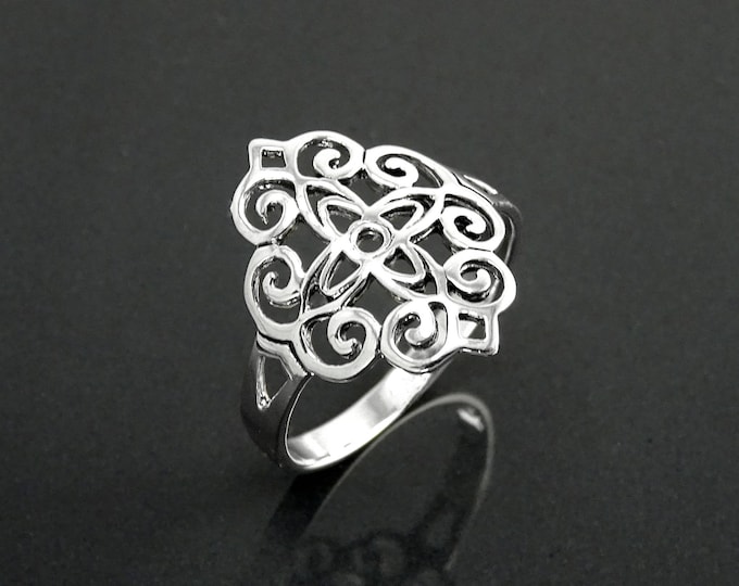 Mandala Sacred Ring, Sterling Silver, Seed of Life Ring, Flower of Life Ring, Dainty Filigree Ring, Spiritual Jewelry, Geometry Round Ring