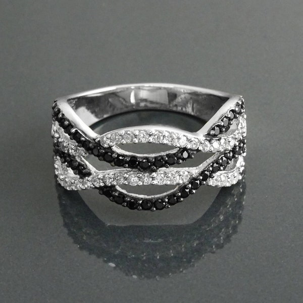 Bague Entrelacée, Argent 925, Pierres Zirconias bicolore Noir et Blanc, Bague Vagues Croisées, Bijou Moderne entrecroisé, Bague tressée