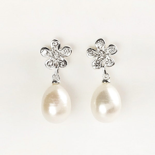 10 mm Véritable Perles de Nacre Blanche, Boucles Fleur Perle Argent 925, Boucles d'Oreilles Perles Blanches Majorque, Mariage et Soirée