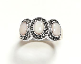 Bague Art Déco Nacre Argent 925, Nacre Perlière Bague Pierre Marcassite, Bague Style Vintage, Bague Trois Ovals.