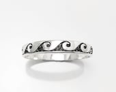 [韓国人気ジュエリー] nff Beach Ring White Ocean Wave Ring, Sterling Silver, Casual Beach Band, Carved