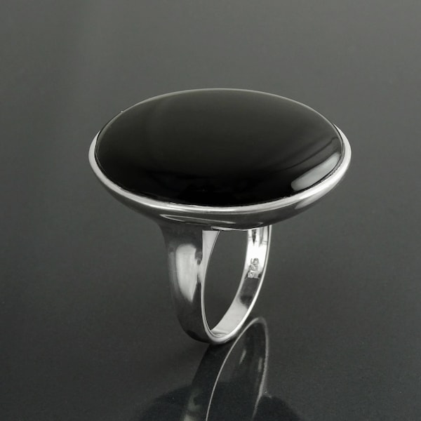 Round Black Ring, Sterling Silver, Statement Onyx Disc Gemstone, Modern Minimalist Jewelry, Rounded Flat Stone Ring, Unique Designer Ring