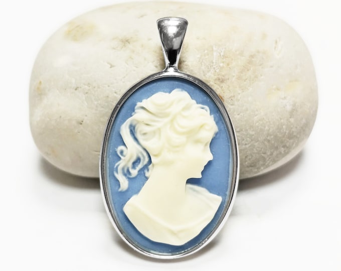 Cameo Pendant - Sterling Silver - Blue and white Oval Resin stone- woman face portrait cameo - Vintage necklace charm - Victorian Jewelry