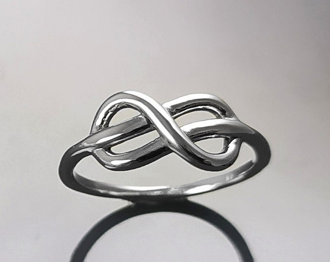 Celtic Promise Ring, Sterling Silver, Infinity Ring, Knot Norse Celtic Crossing Band, Infinite Ring, Sign of Eternal Love or Friendship Gift