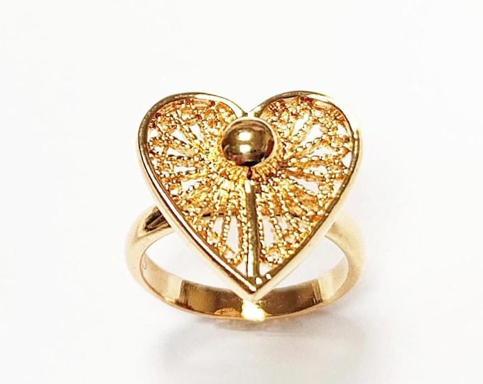 Heart Filigree Ring •18K Gold Plated • Elegant Lovely Lace Design • Timeless Openwork Jewelry for Everyday Wear • Ideal Gift for Women