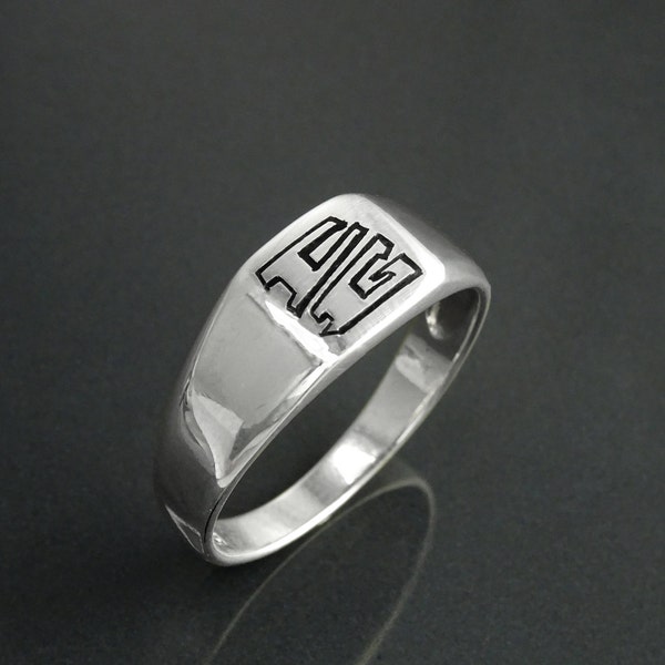 Bague Personnalisable, Plusieurs Styles de Lettres Possible, Initiales Gravées Main, Bijou Argent 925, Petite Chevalière Carré