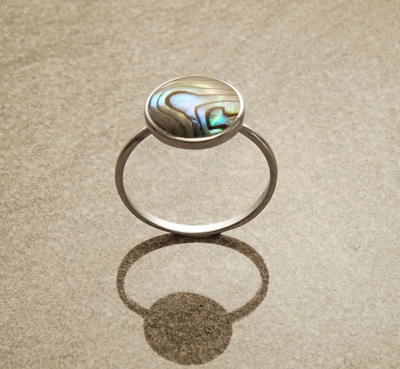 Sterling Silver Shell Round Ring Sterling Silver Shell Round Ring