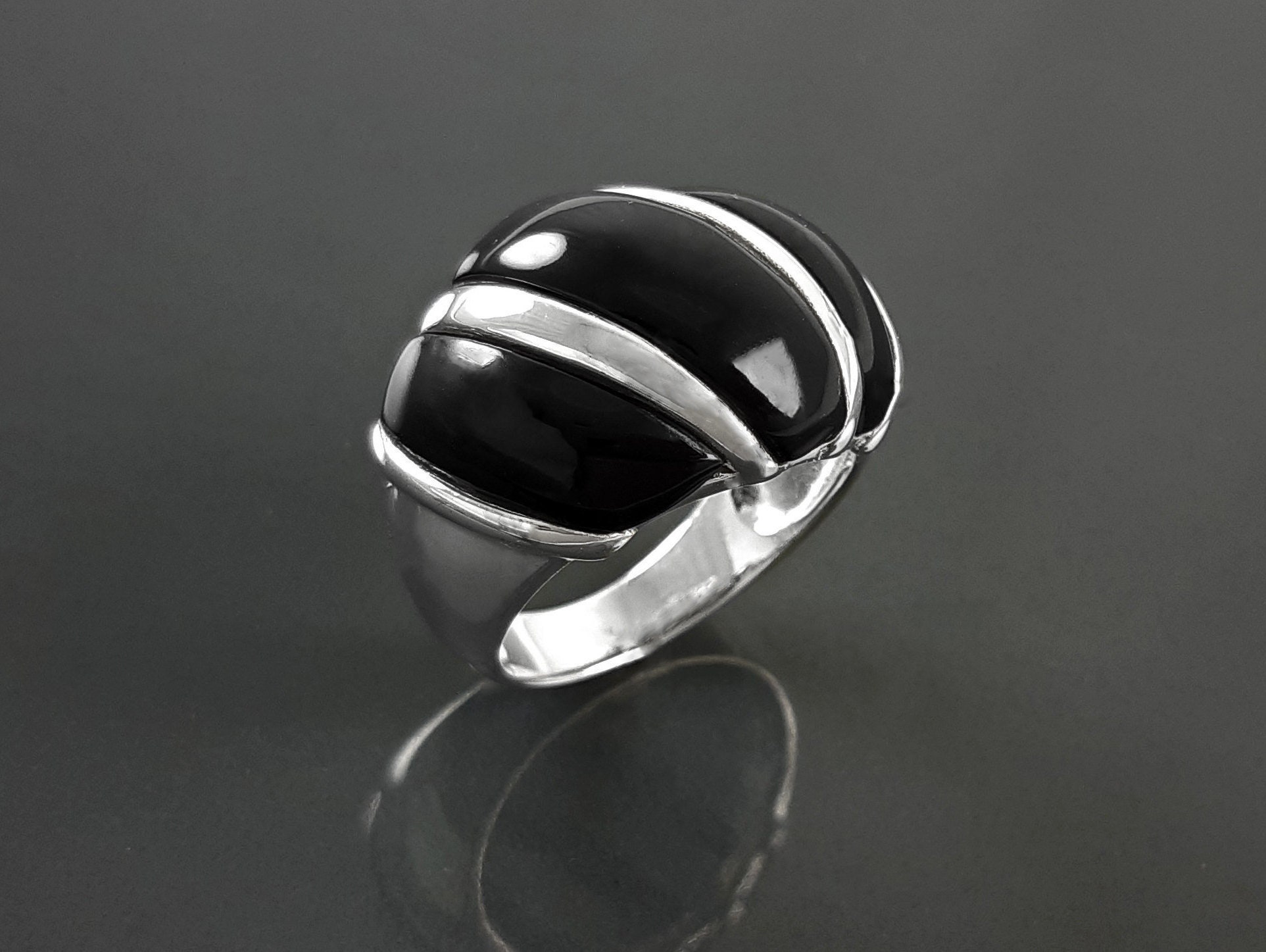 Onyx Domed Ring Sterling Silver Women Beautiful Dome Ring Black Stone Band Ring Three Bands Wide Ring Fashion Vintage Ring