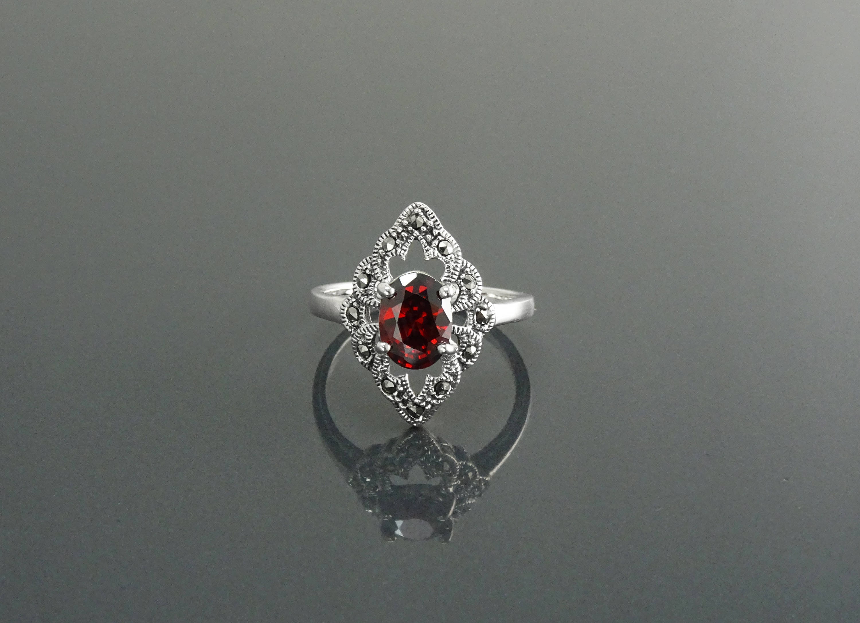 Sterling Silver Marcasite + Garnet Sun + Moon Ring - Size 8 