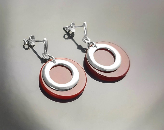 Red Round Earrings , Sterling Silver, Red Agate Stone Discs, Modern Dangle Geometric Earrings, Minimalist Women Jewelry